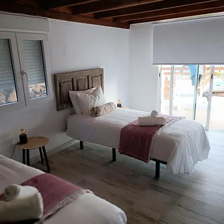 Casa Nando Holiday home *